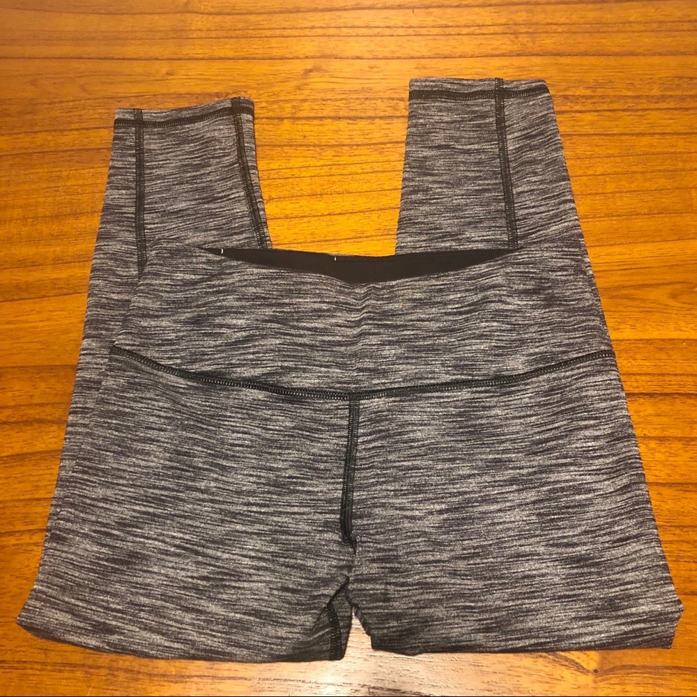 Victoria Sport Cropped Leggings Women’s Small